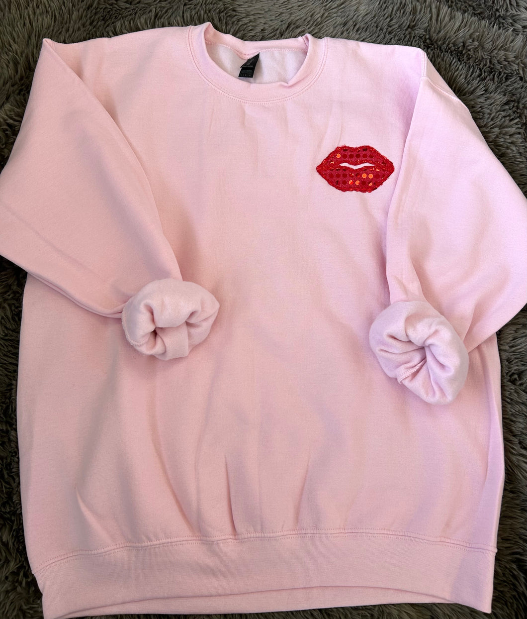 Lips (pocket size) Embroidered Applique Sweatshirt