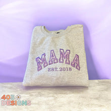Load image into Gallery viewer, Title applique embroidered sweatshirt
