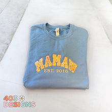 Load image into Gallery viewer, Title applique embroidered sweatshirt
